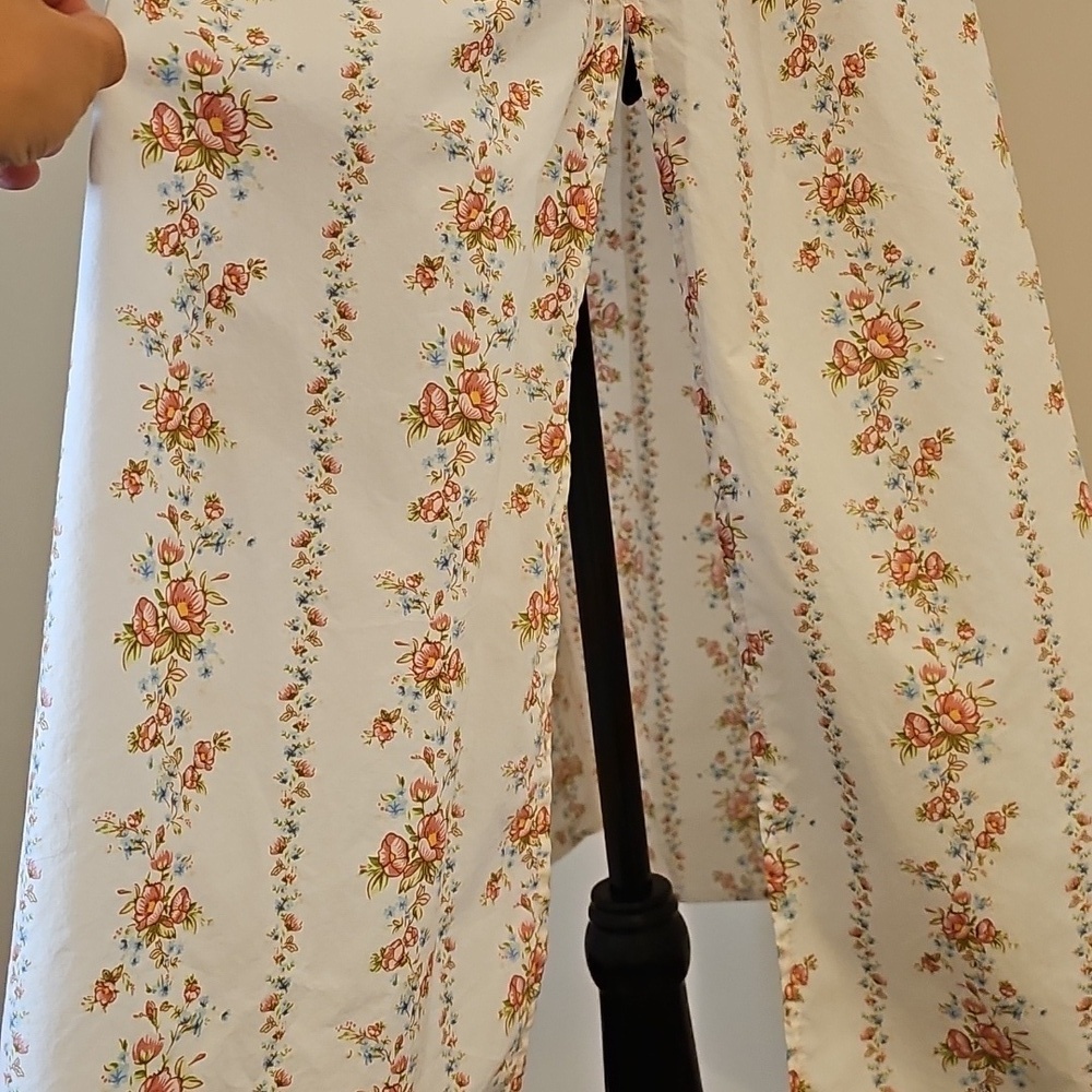 Forever 21 White Floral Cottagecore Milk Maid Midi Dress w/ Slit Size Small - Picture 9 of 10